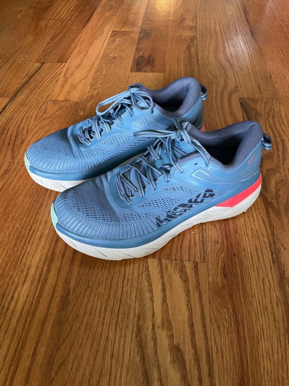 Hoka Men’s Bondi 7 Running Shoes Size 11 Real Teal/ Outer Space